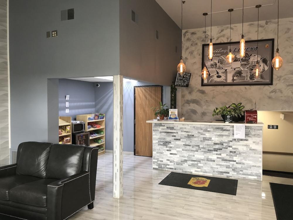 Super 8 By Wyndham Lenexa Overland Park Area/Mall Area Ngoại thất bức ảnh
