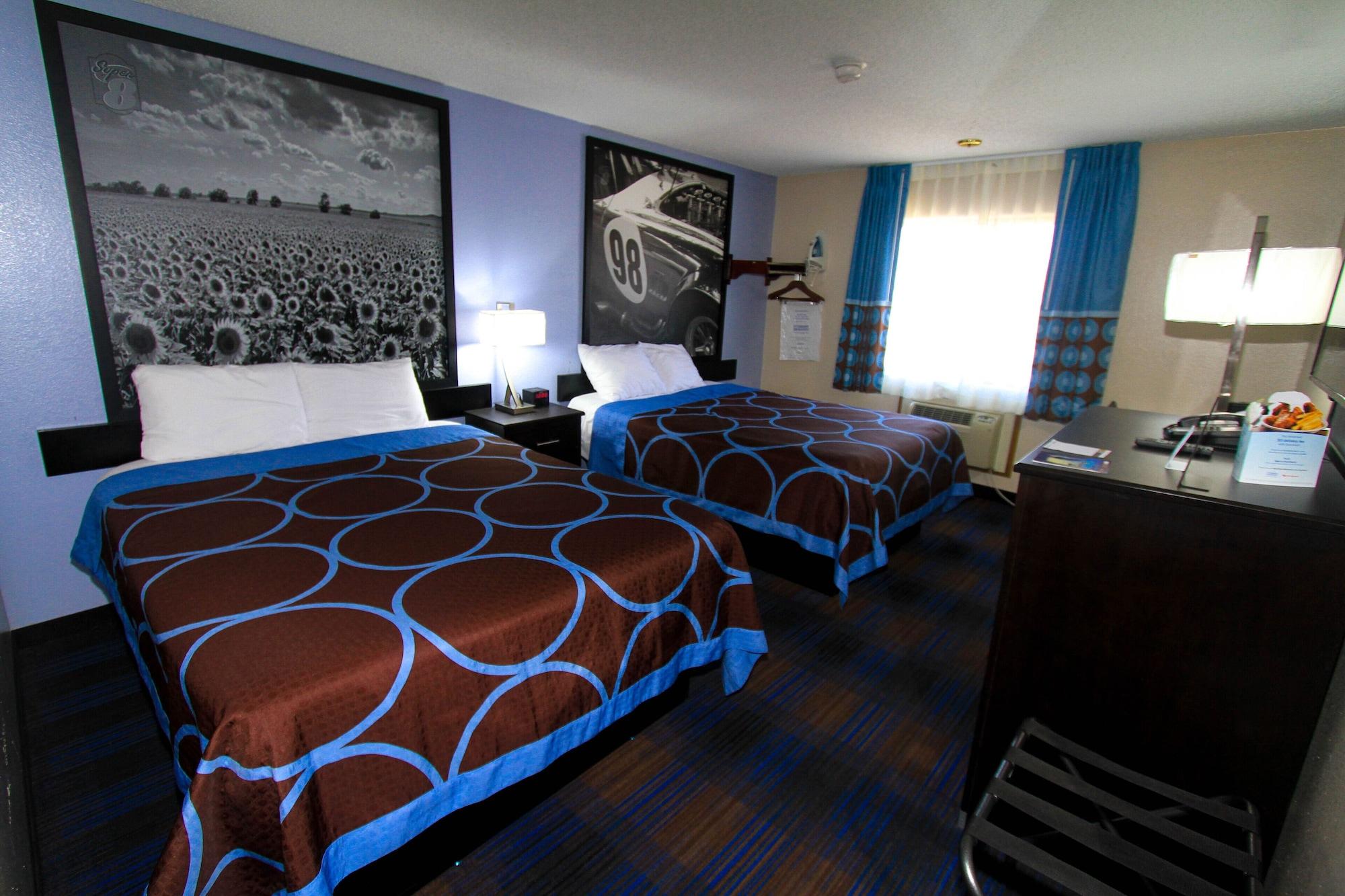 Super 8 By Wyndham Lenexa Overland Park Area/Mall Area Ngoại thất bức ảnh
