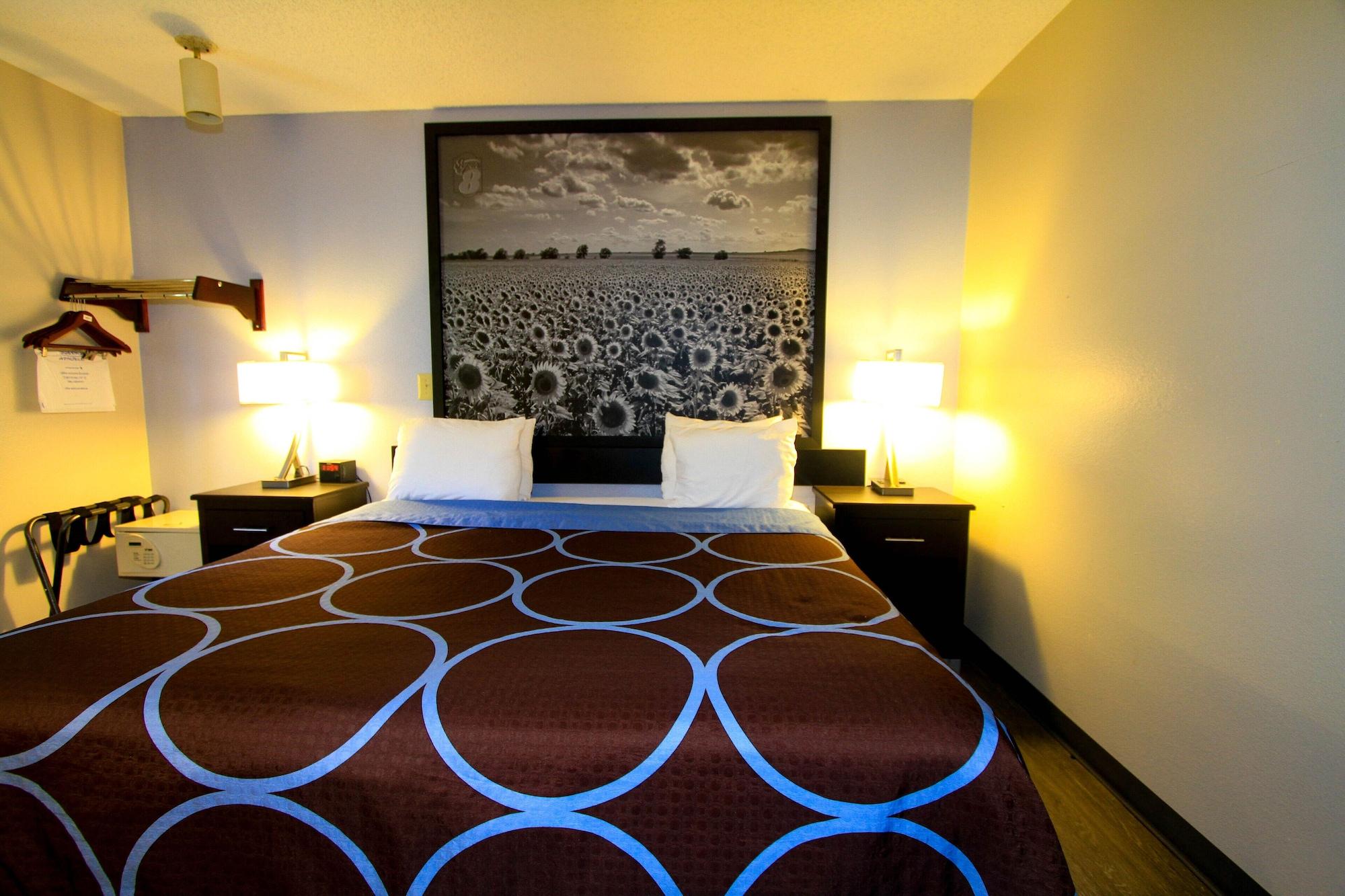 Super 8 By Wyndham Lenexa Overland Park Area/Mall Area Ngoại thất bức ảnh