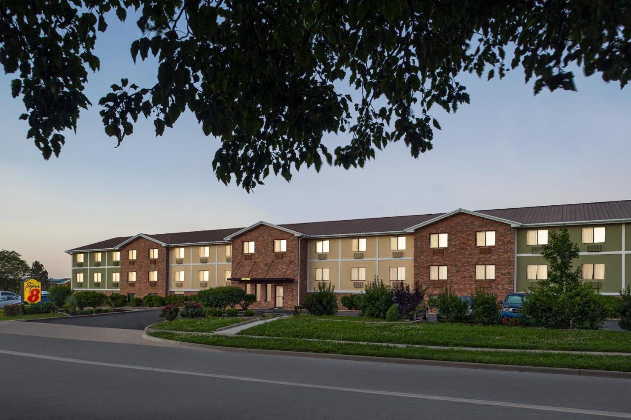 Super 8 By Wyndham Lenexa Overland Park Area/Mall Area Ngoại thất bức ảnh