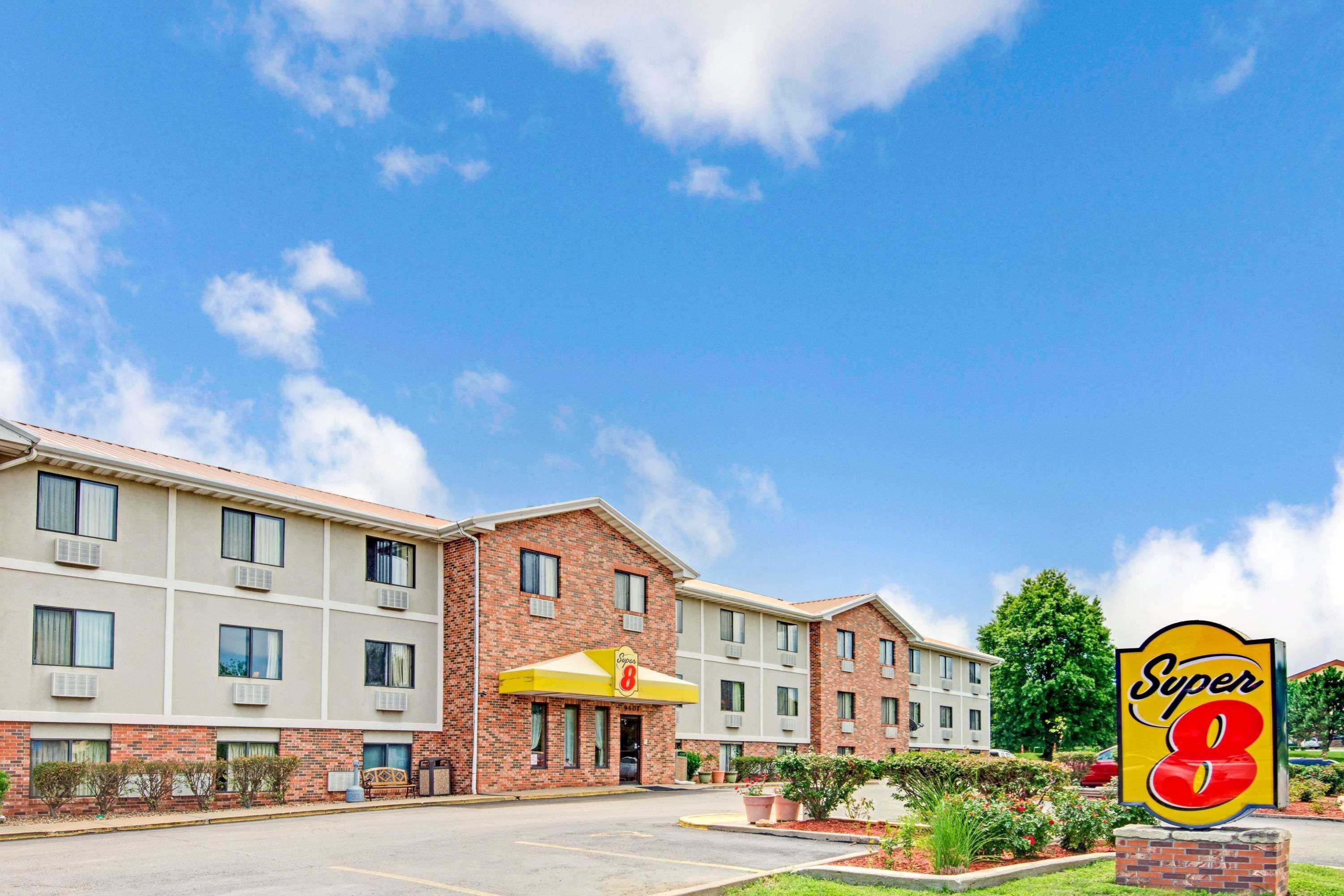 Super 8 By Wyndham Lenexa Overland Park Area/Mall Area Ngoại thất bức ảnh