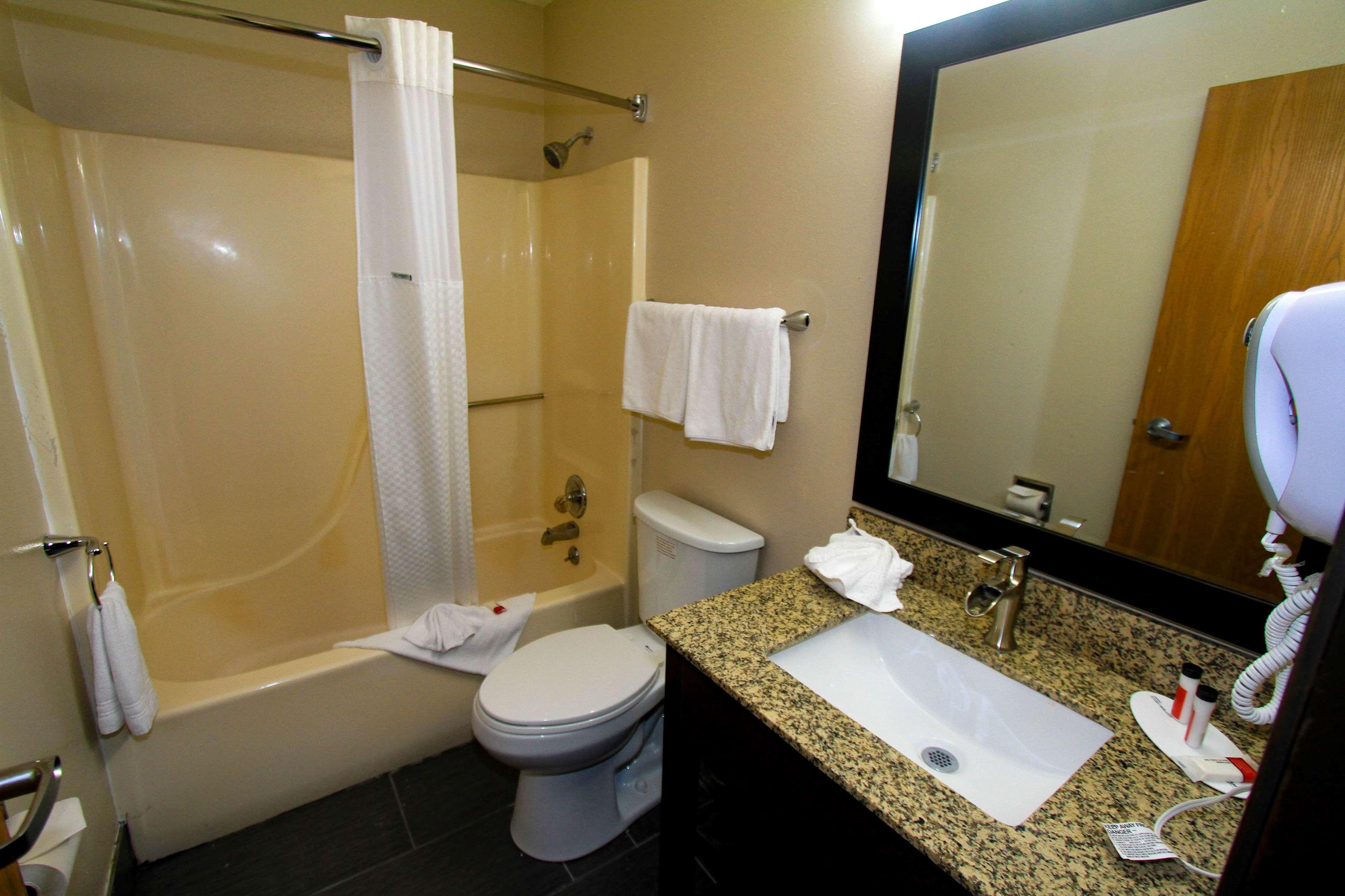 Super 8 By Wyndham Lenexa Overland Park Area/Mall Area Ngoại thất bức ảnh