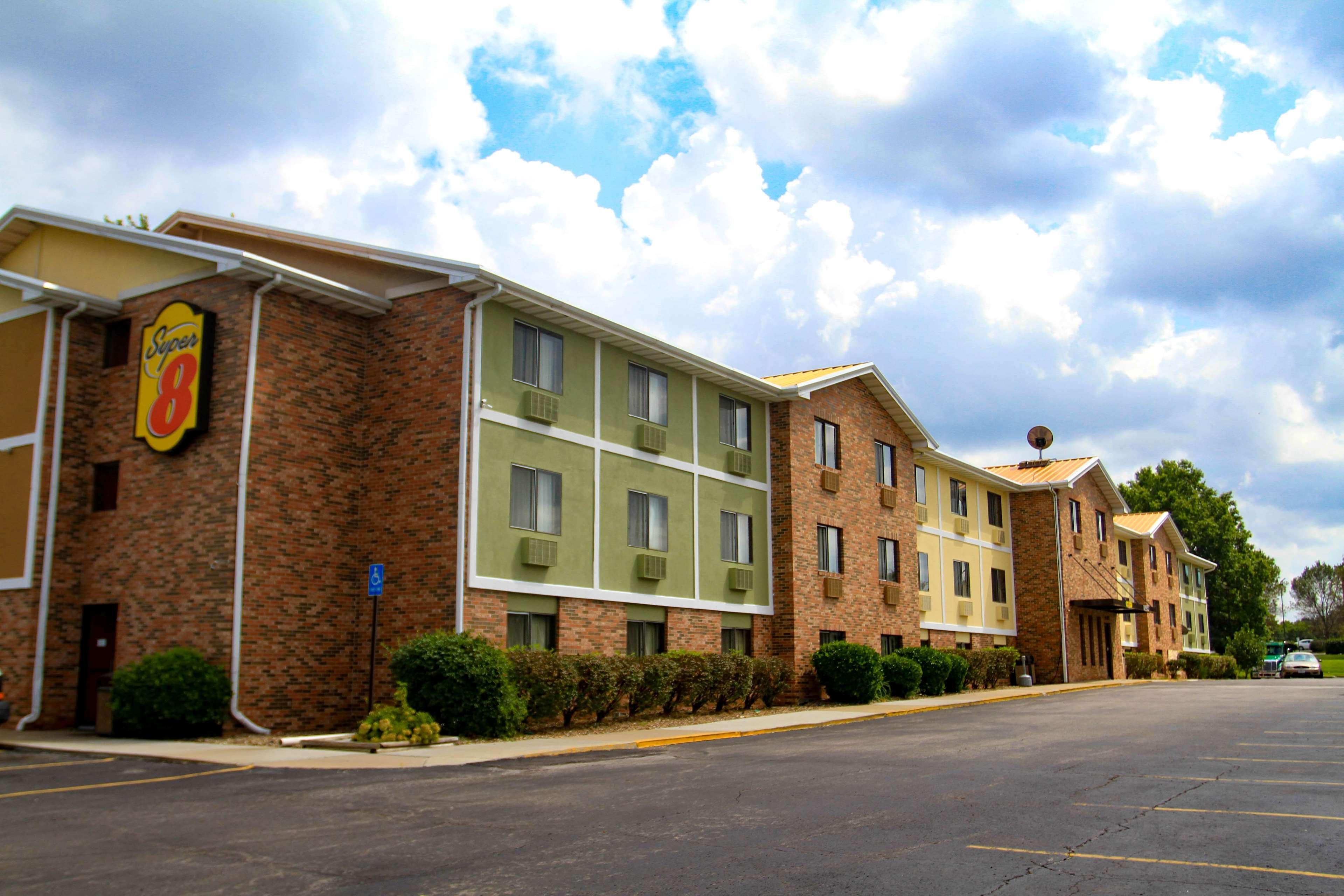 Super 8 By Wyndham Lenexa Overland Park Area/Mall Area Ngoại thất bức ảnh