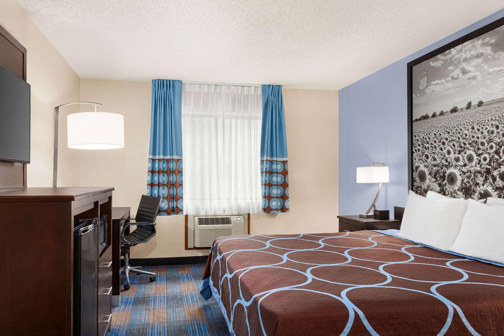 Super 8 By Wyndham Lenexa Overland Park Area/Mall Area Ngoại thất bức ảnh