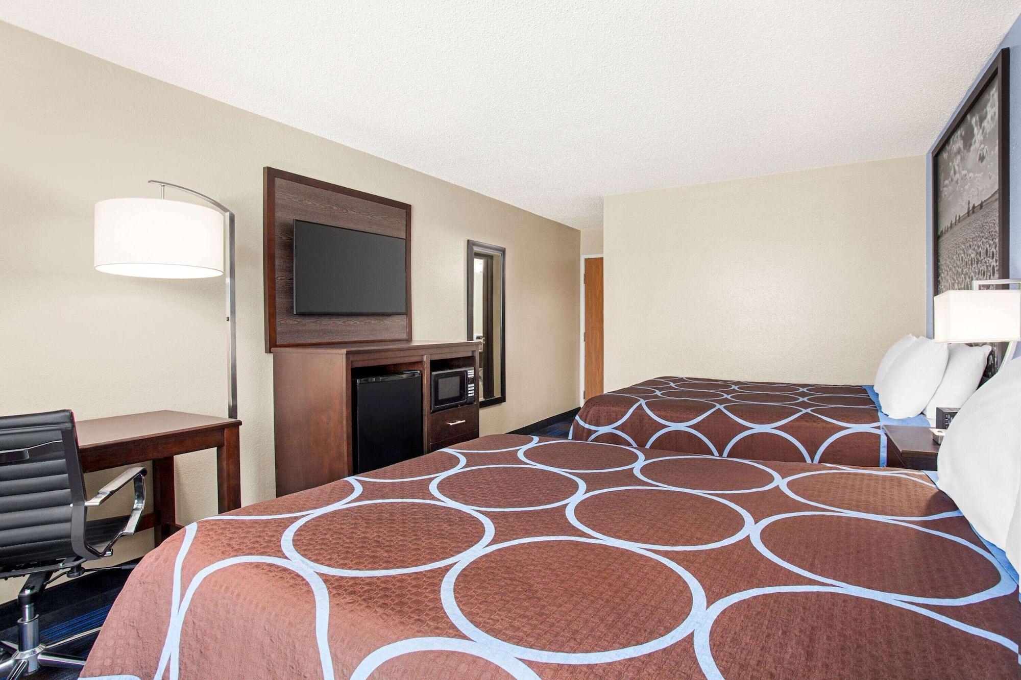 Super 8 By Wyndham Lenexa Overland Park Area/Mall Area Ngoại thất bức ảnh